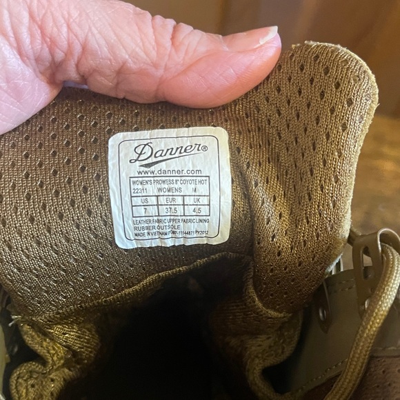 Danner Women’s Prowess 8” Coyote Hot Lace-Up Boots - Picture 6 of 8